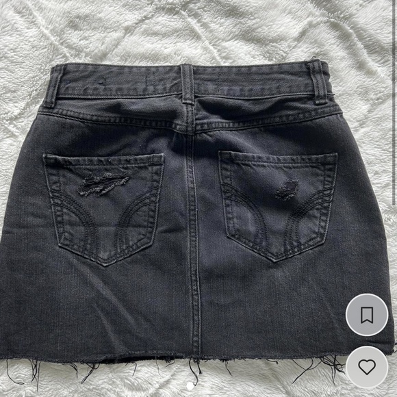 Hollister jean skirt/ barley warn/ distressed/ size 1 - Picture 2 of 3